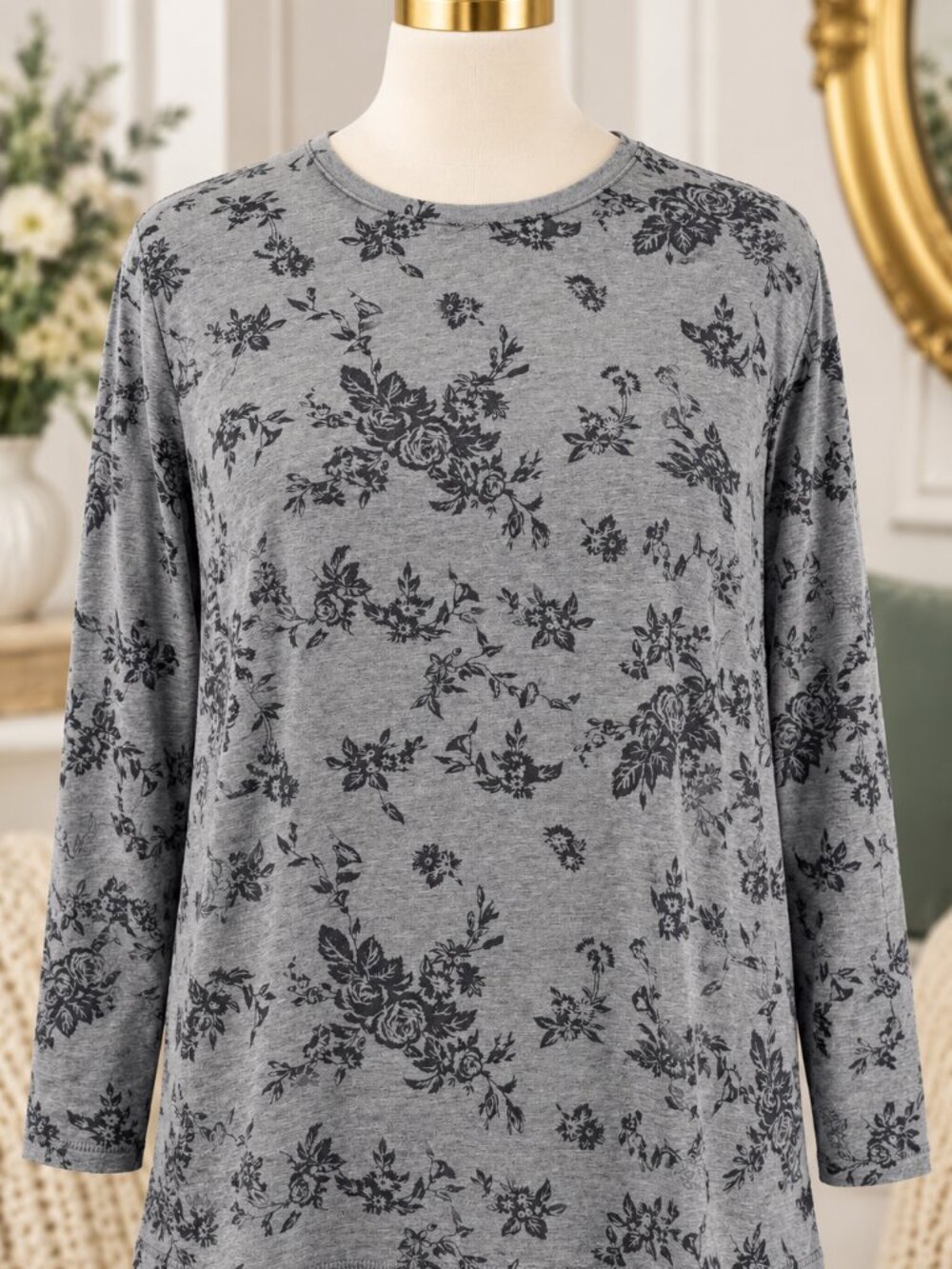Lane Bryant 26/28 Gray Black Floral Long Sleeve Crew Neck Tunic Top Plus